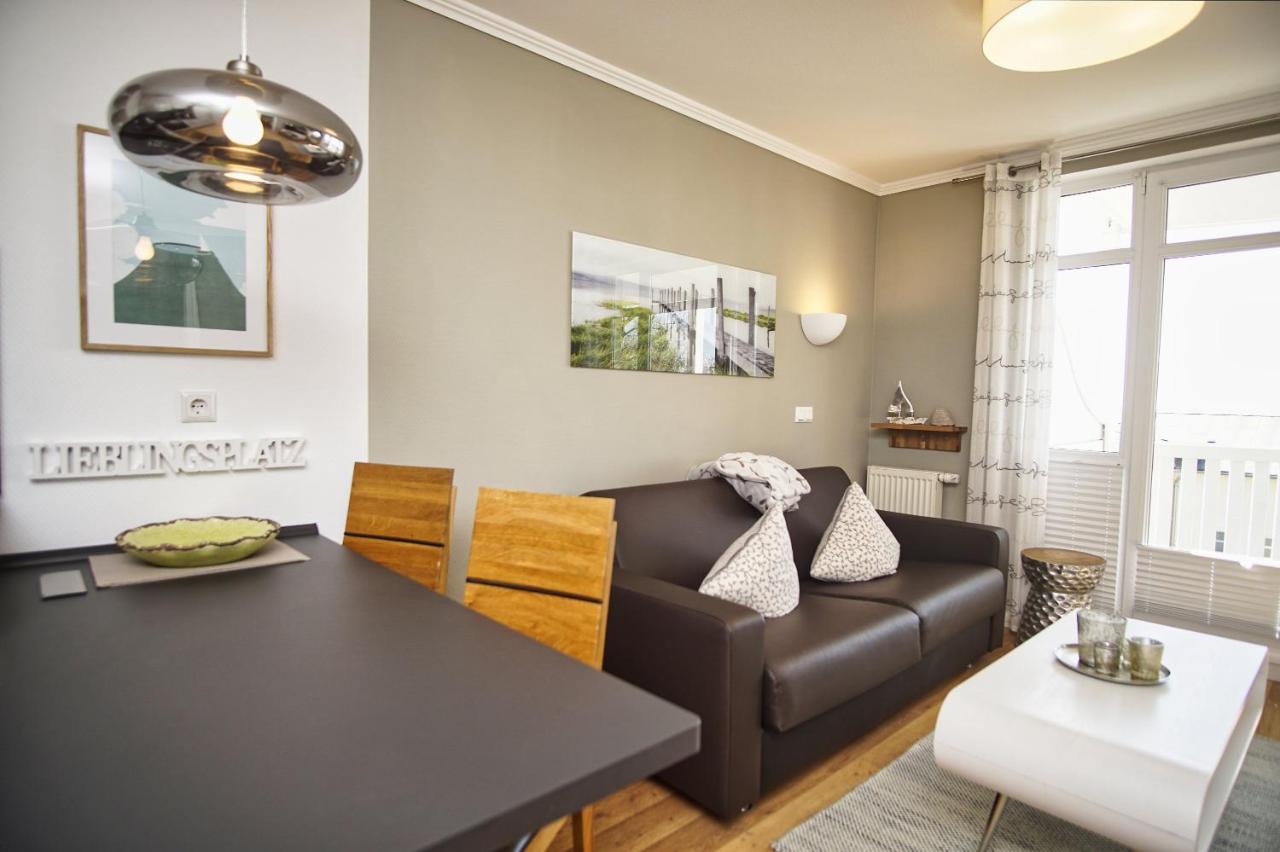 Mit Meerblick Und Balkon, Gratis Nutzung Vom Ahoi Erlebnisbad Und Sauna In Sellin - Meeresblick Fewo 25 Goehren  Exterior photo